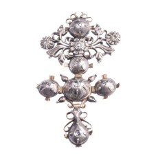 Antiek Victoriaanse hanger in kruisvorm gezet met diamant. 