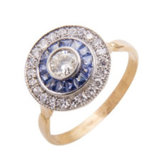 Art Deco ring met diamant en saffier