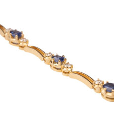 Gouden armband met briljant en saffier 